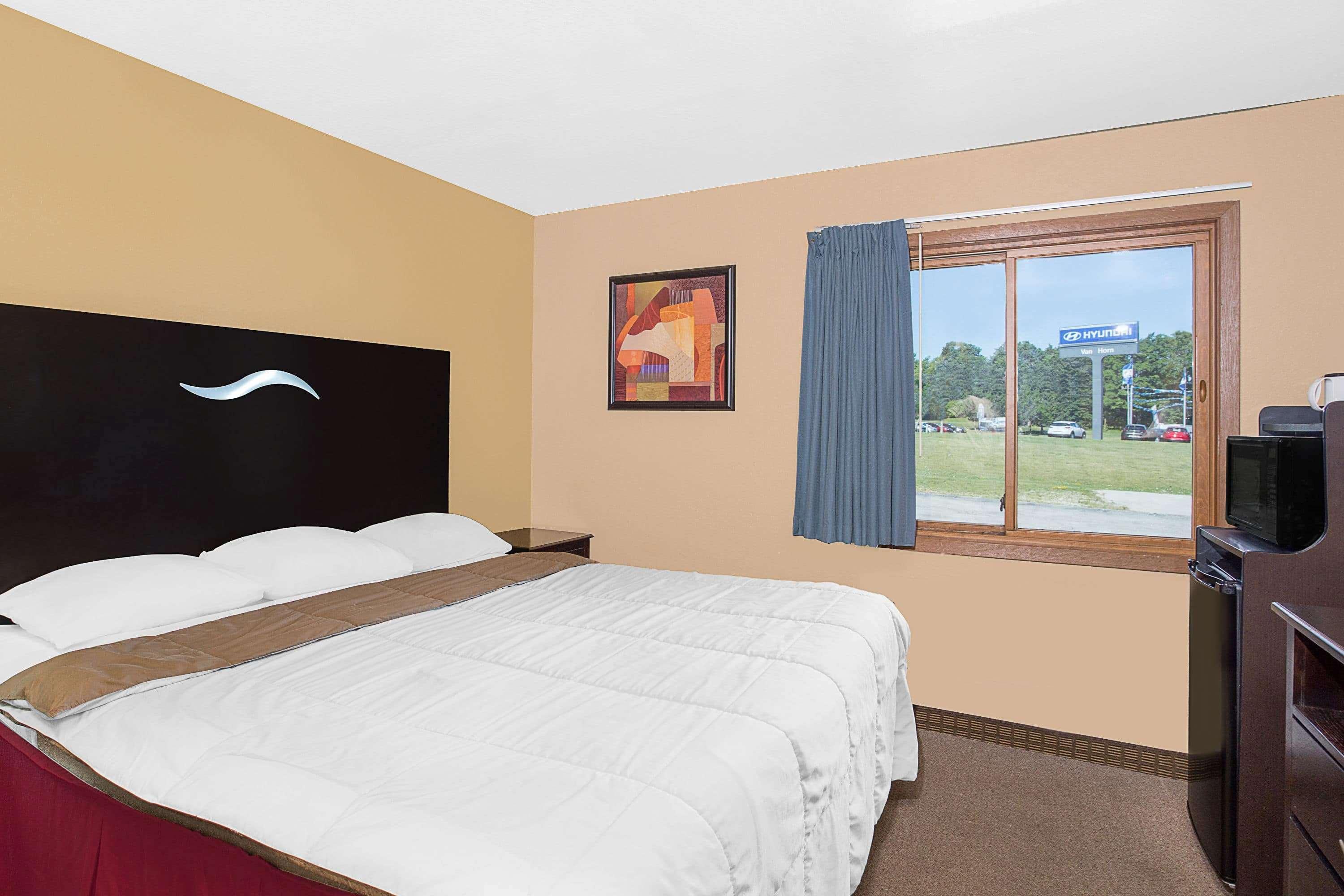 Super 8 By Wyndham Sheboygan Wi Exterior foto