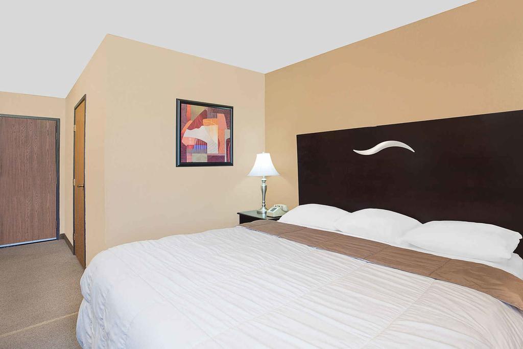 Super 8 By Wyndham Sheboygan Wi Exterior foto